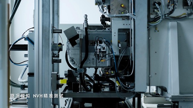 第41次南极调查丨我国初次在南极冰盖根据已有钻孔展开测井作业