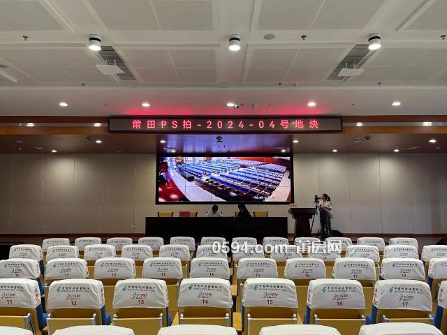 神秘大佬7880万竞得玉湖商业地块，万达酒店地块流拍...