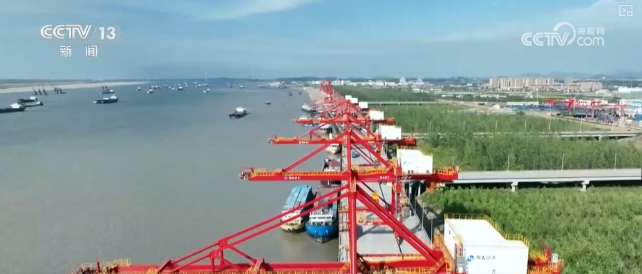 乐华文娱回购3.6万股股份 总付出2.21万港元