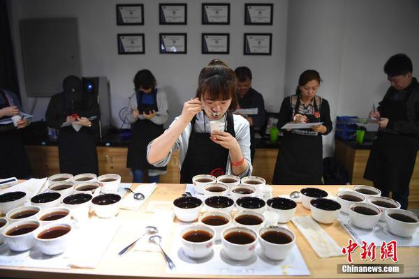【51吃瓜出品】重庆江小白酒业更名