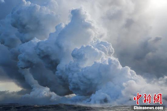 洗衣机洗羽绒服发生爆炸，可为什么又说要用水洗？要害点来了