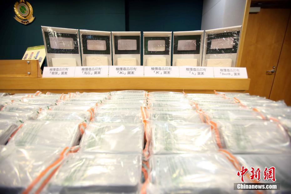 东方财富其实：推动AI Agent赋能千行百业，推动基金投顾行业发展｜两会·最希望