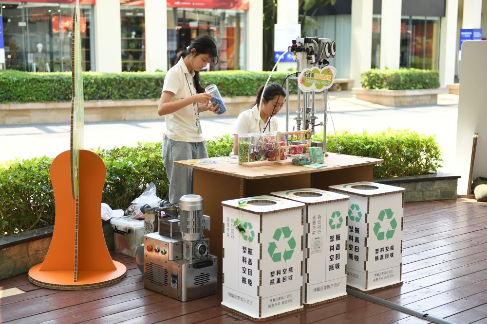 国内产品期市早盘涨跌纷歧 沪银涨超3%