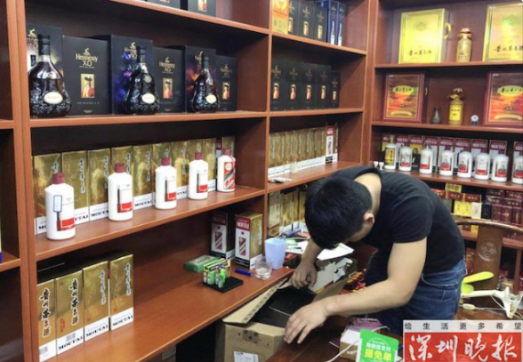 叠纸游戏携手绿技行助力荒漠生态管理